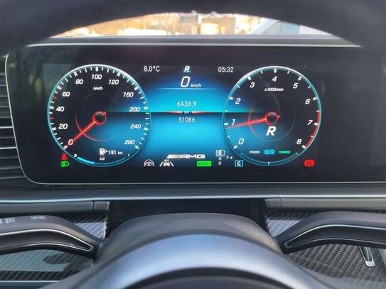 Mercedes GLE 53AMG image 6