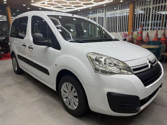 citroen berlingo 2019 image 3