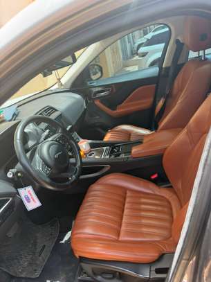 JAGUAR F-PACE 20d 2017 image 5