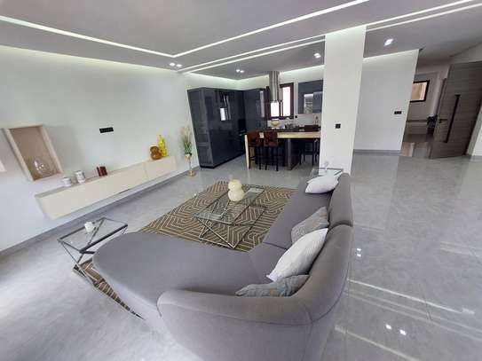 À vendre à Mermoz – Superbe F4 d’angle de 230 m² image 7