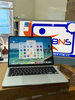 MacBook Air M5 13“ 512/16 image 4