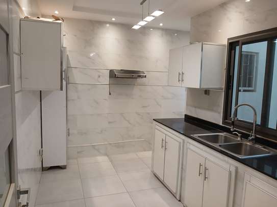 Joli appartement F4 aux mamelles image 3