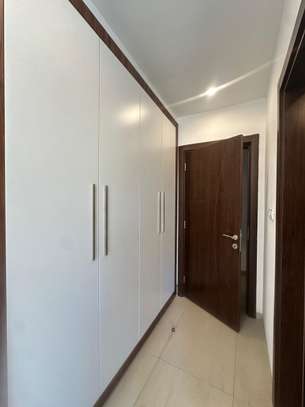 À LOUER - Magnifique Appartement F4 de Standing au Point E image 8