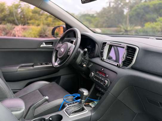 Kia Sportage image 9