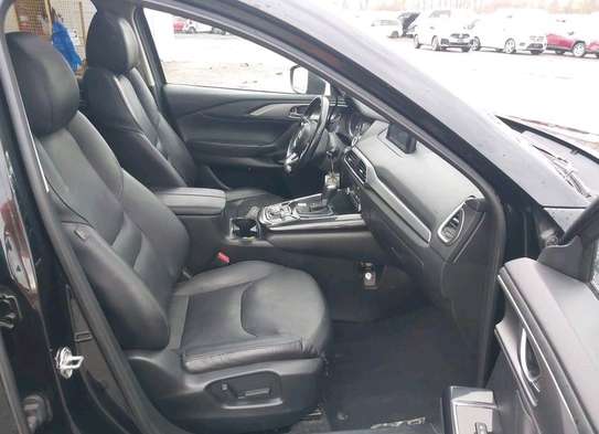 MAZDA CX9 image 9