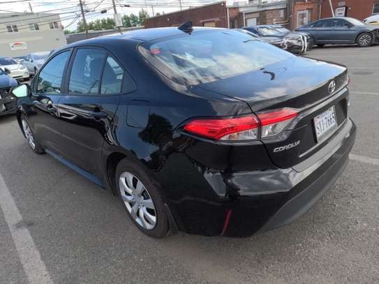Toyota Corolla 2025 image 2