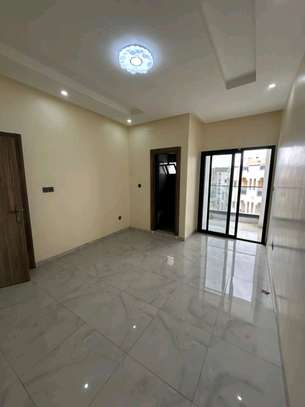 A louer au mariste 2 des appartements F3 F2 jamais habiter image 8