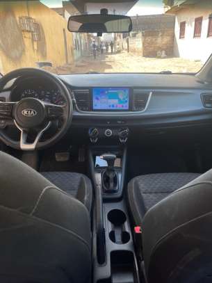 Kia Rio 2018 Berline compacte économique image 3