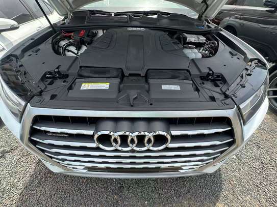2019 AUDI Q7 image 2