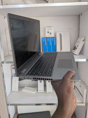 Dell Latitude 5540 ) i7 13e generation ) 32 ram ) 512 SSD image 3