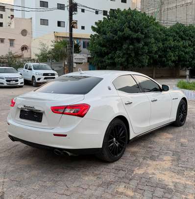 Maserati ghibli image 7