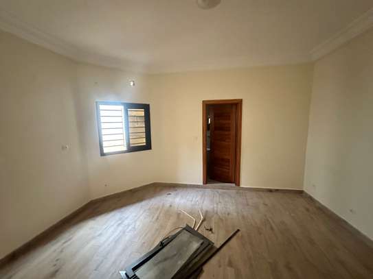 APPARTEMENT F5 À LOUER MARISTES image 6