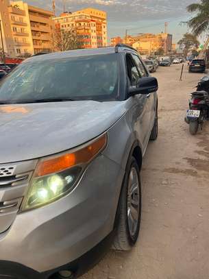 Ford Explorer 2013 image 3