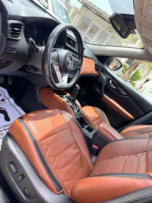 Nissan rogue image 3