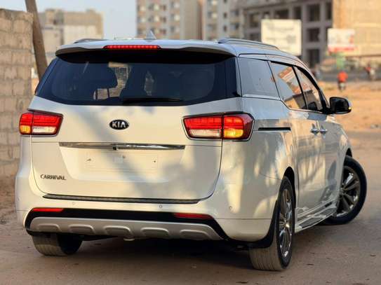 KIA CARNAVAL  2016 image 13