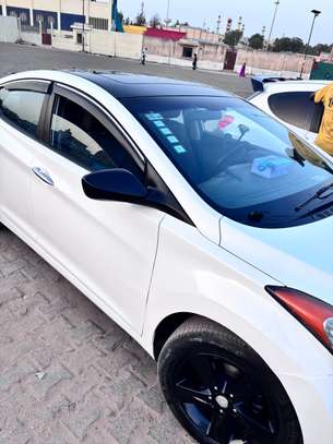 Hyundai Elantra 2013 image 4