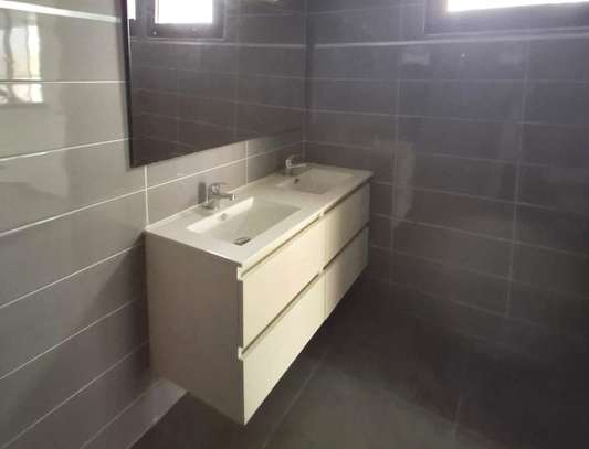 Appartement moderne et spacieux image 6