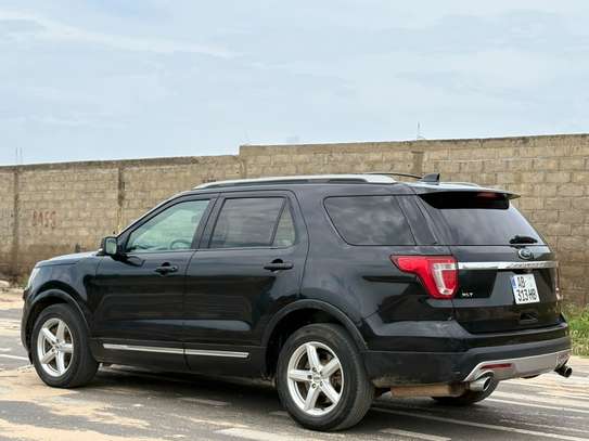 FORD EXPLORER 2017 image 6