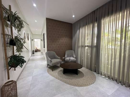 APPARTEMENTS F4 MEUBLÉ A LOUER POINT E image 8