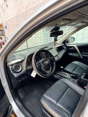 TOYOTA RAV4 image 3