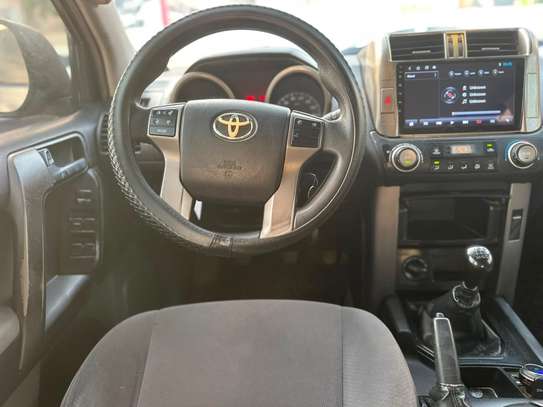 TOYOTA LAND CRUISER PRADO 2013 image 9
