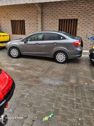 FORD FIESTA 2012 image 3