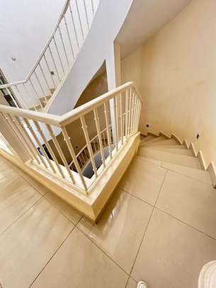 Villas meublées disponibles aux Almadies image 11