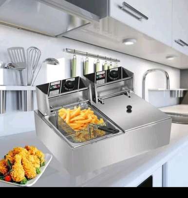 Friteuse électrique 12l 2 comportement image 3