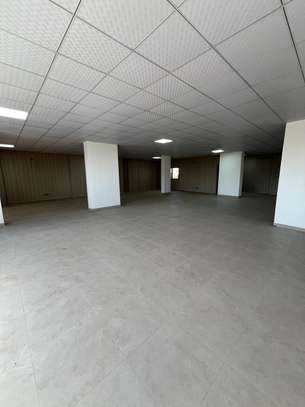 Immeuble R+10 à vendre au Point E image 9