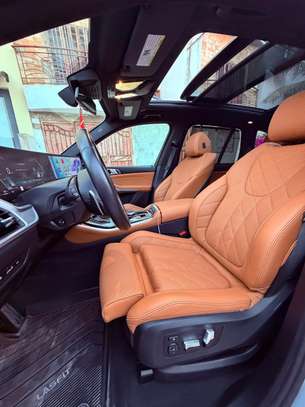 BMW X5 2025 image 6