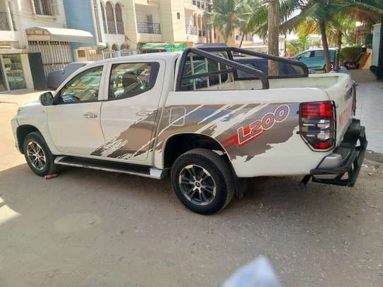 PICKUP A LOUER image 2
