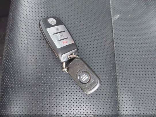 Kia Sportage SX  limited image 3