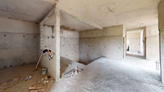 Villa de 300m2  r+1 en finition image 2