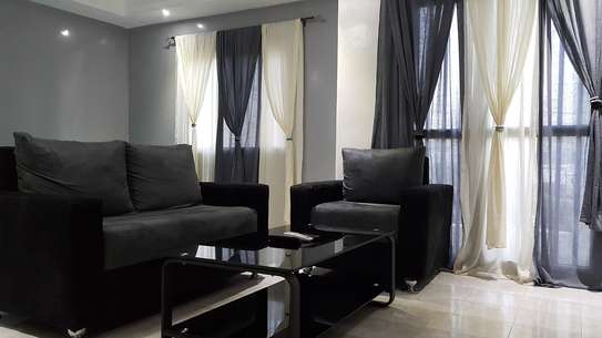 STUDIO F1 BOUYGUES MEUBLE A SACRE COEUR 3 VDN image 7