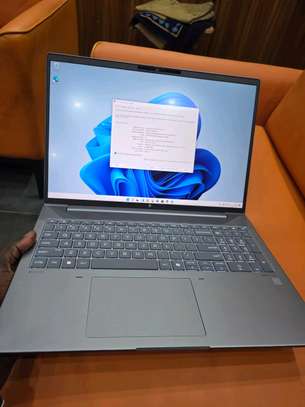 HP  Zbook power G11 image 7