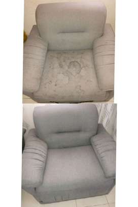 Nettoyage de canapé 🛋️ image 2