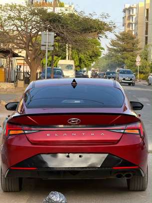 Hyundai elantra image 6