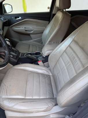 Ford Escape 2015 SUV image 4