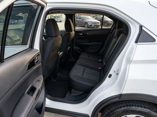 MITSUBISHI ECLIPSE CROSS 2019 image 6
