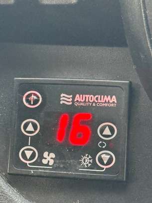 Voiture Frigorifique ( Renault Traffic ) image 6