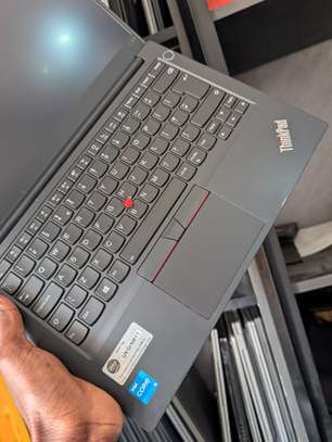 Lenovo t14 i5 11th/ 16gb ram / SSD 256g. Ordinateur portable image 5