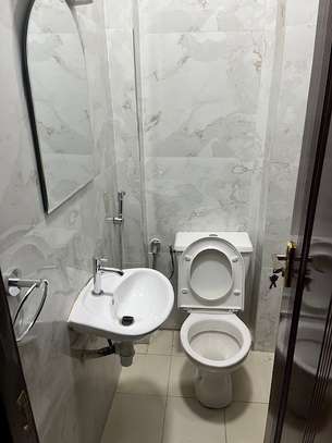 APPARTEMENT DE TYPE F4 MEUBLE A LOUER AUX ALMADIES image 10