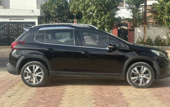 Peugeot 2008 allure manuel diesel image 5