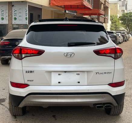 Hyundai Tucson Année: 2017 image 6