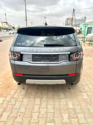 Land Rover Discovery Sport SUV Gris Automatique image 8