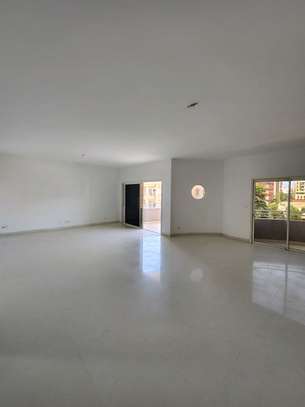 Appartement f4 avec piscine commune au 4 e étage image 2