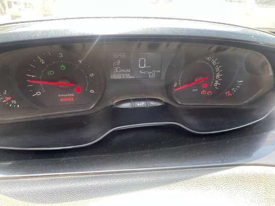 PEUGEOT 208 2014 image 8