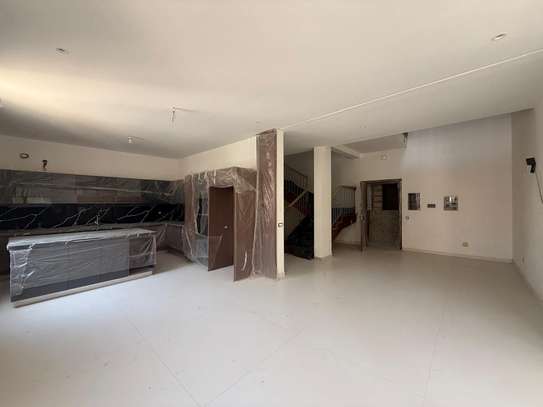 A LOUER - APPARTEMENT DUPLEX - ALMADIES - 4 chambres image 2
