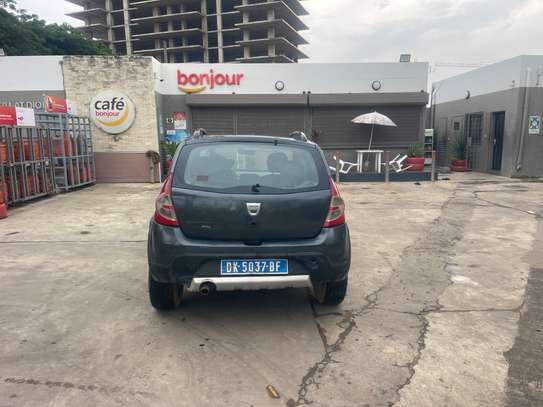 Dacia sandero 2010 image 4