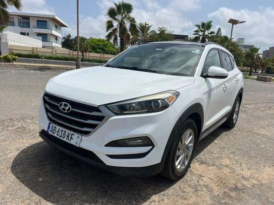 Hyundai Tucson 2017 SUV blanc spacieux polyvalent image 6